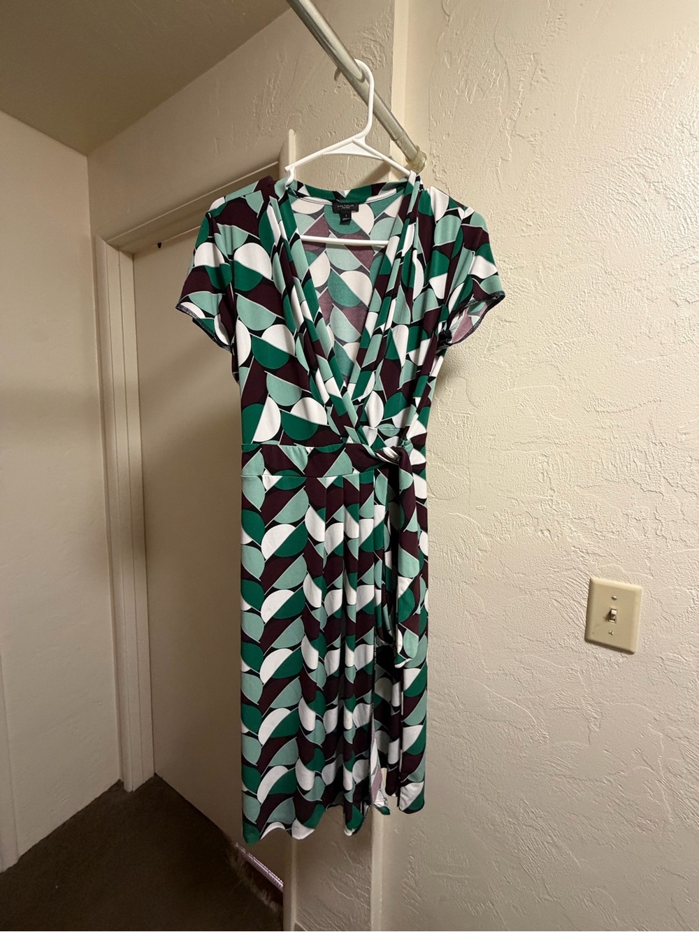 Ann Taylor Green, White and Dark Teal Geometric Wrap Midi Dress - Picture 2 of 5